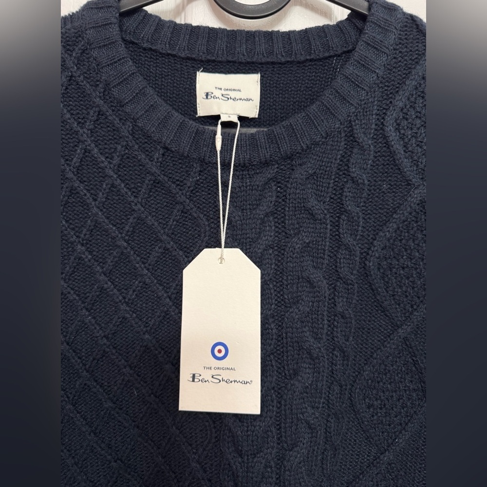 Ben Sherman Navy Cable Knit Wool Blend Sweater Men’s Small NWT - Picture 3 of 9
